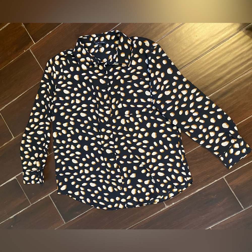 Moa Moa Black Blouse with White and Gold Pattern Size Large